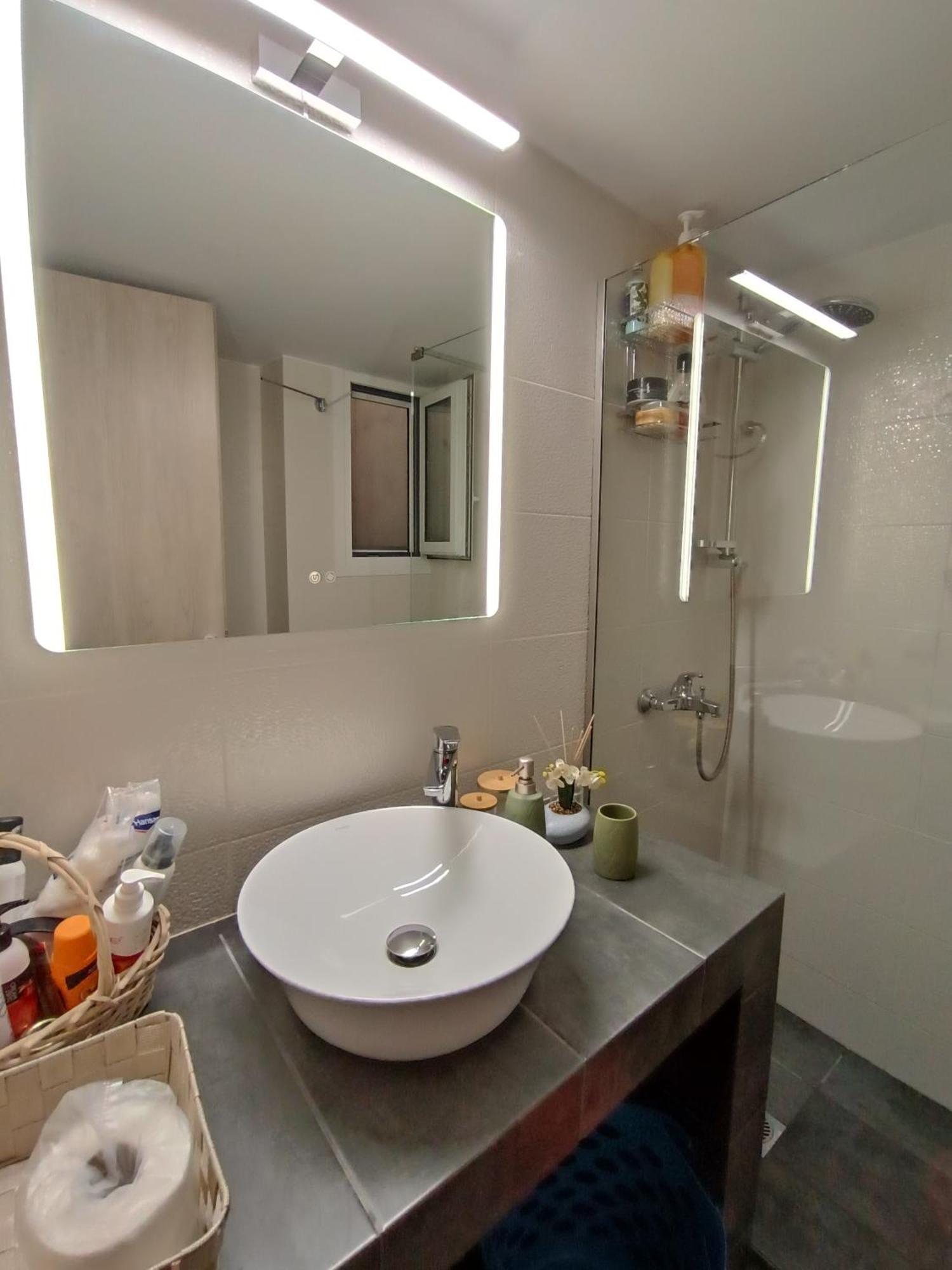 Luxury & Spacious Apartment In Αθήνα Εξωτερικό φωτογραφία